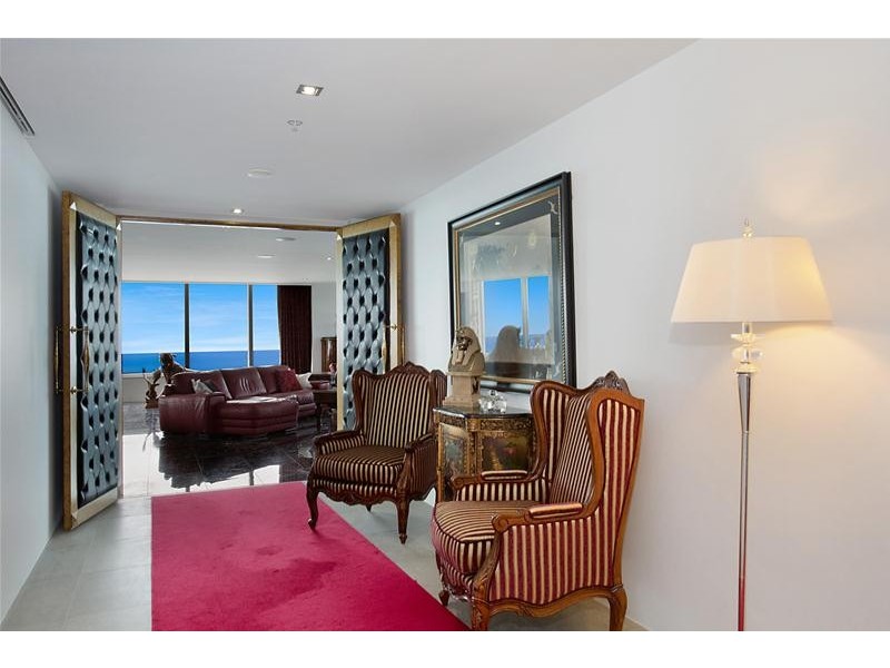 7102/9 Hamilton Avenue, Surfers Paradise QLD 4217