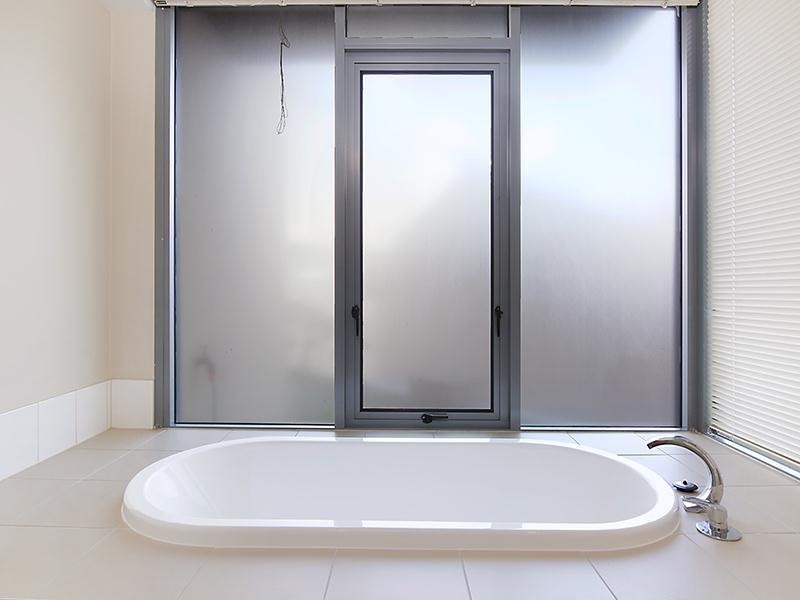 202/105 Scarborough Street, Southport QLD 4215