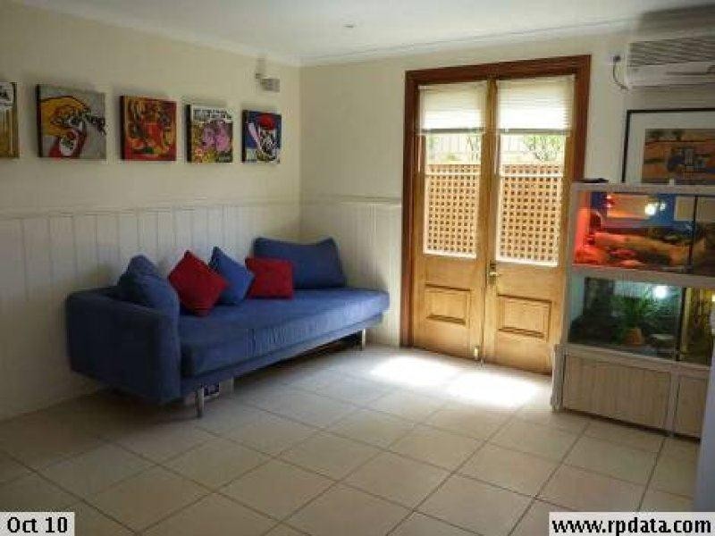 123 High Street, Southport QLD 4215