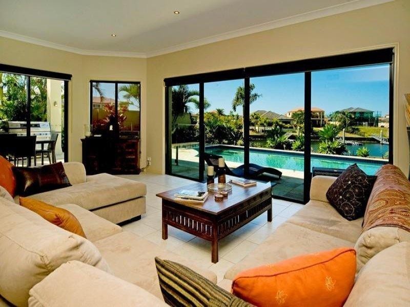 2138 Beaufort Way, Hope Island QLD 4212