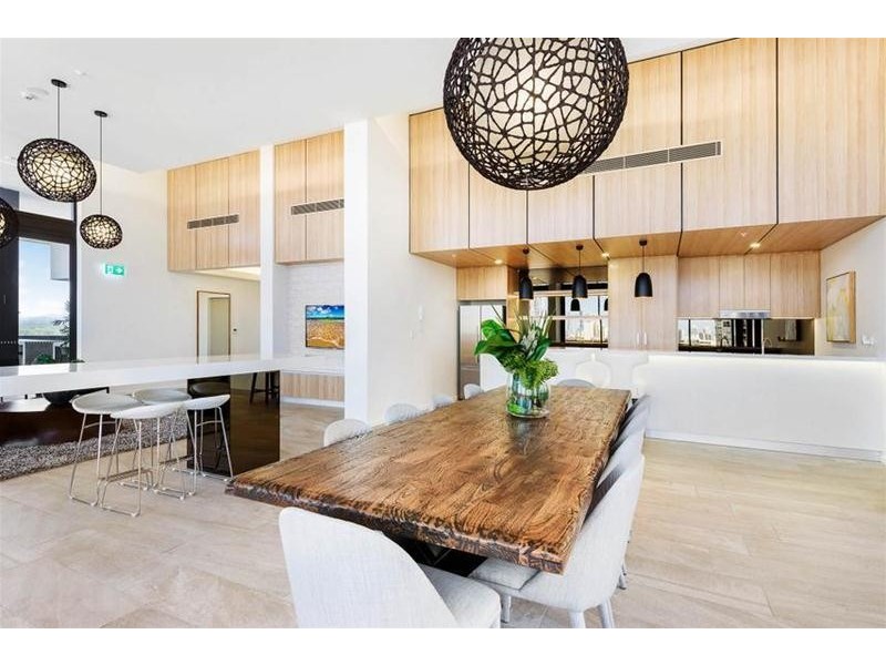 1104/139 Scarborough Street, Southport QLD 4215