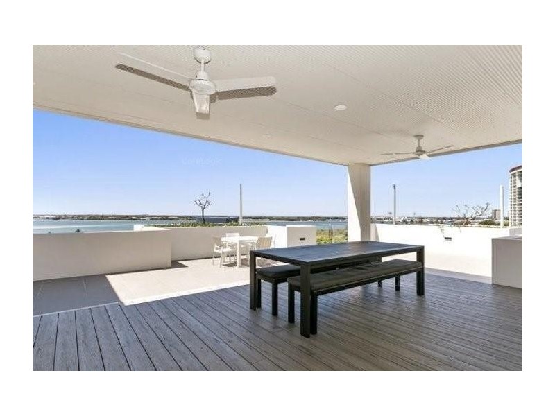 101/13-15 Norman Street, Southport QLD 4215