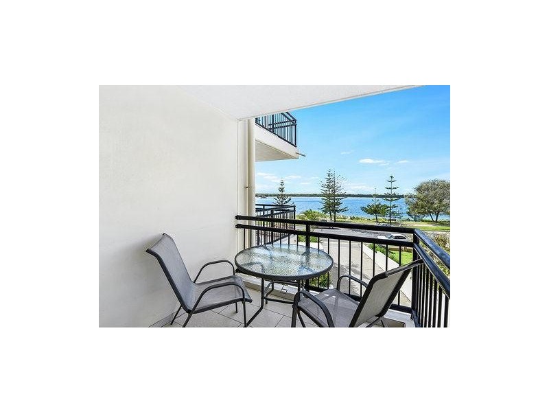 28/452 Marine Parade, Biggera Waters QLD 4216