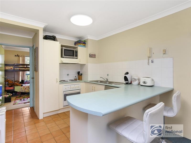 48/45 Pohlman Street, Southport QLD 4215