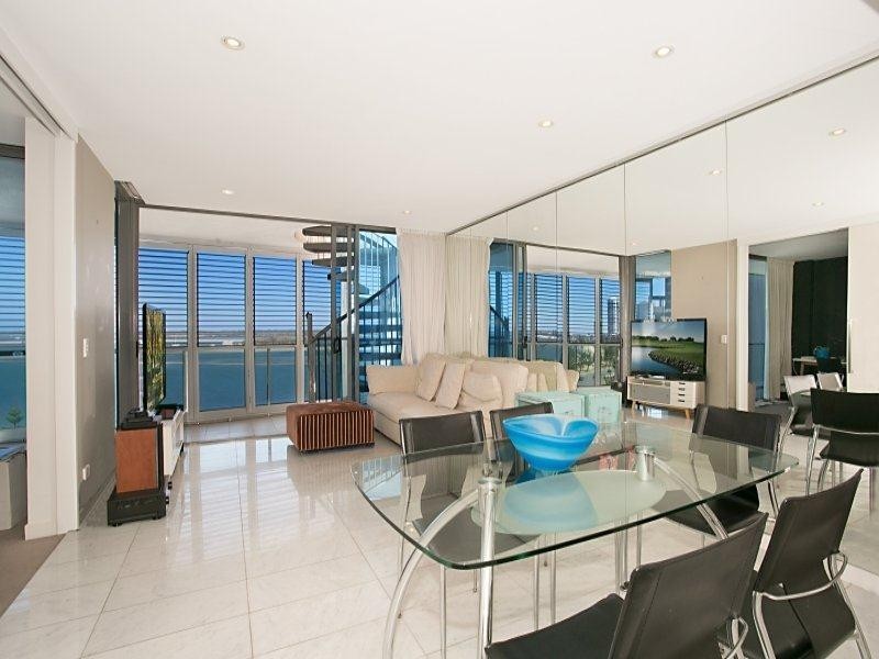 1603/438 Marine Parade, Biggera Waters QLD 4216