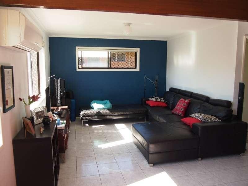 11 Caroline Avenue, Southport QLD 4215