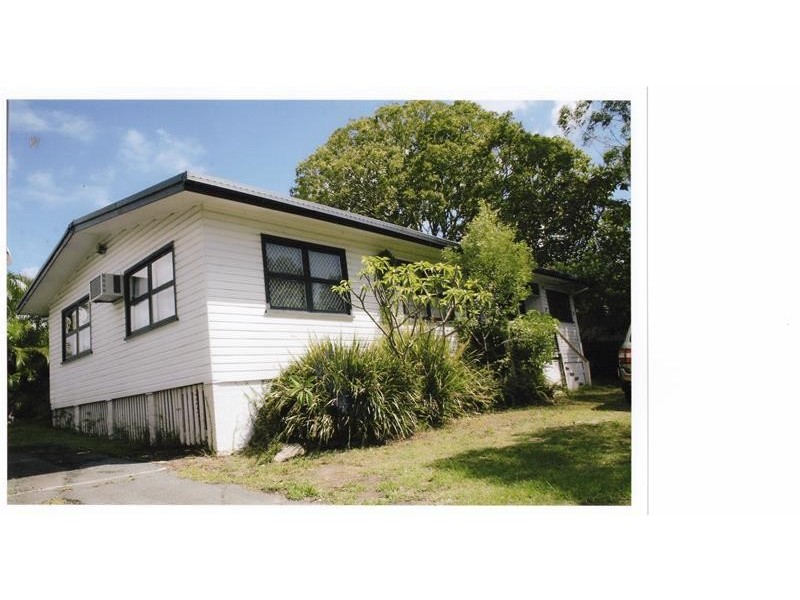 5 Alicia Street, Southport QLD 4215