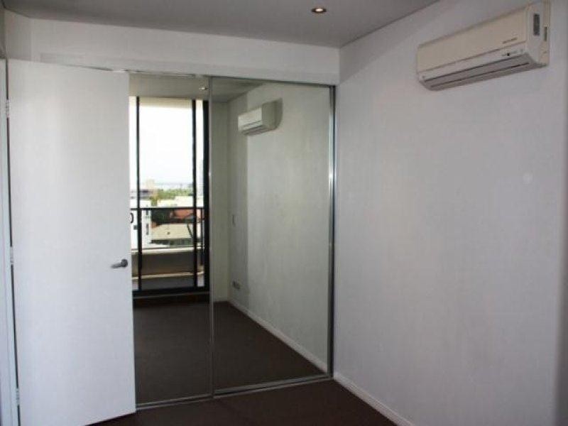 1101/2 Aqua Street, Southport QLD 4215