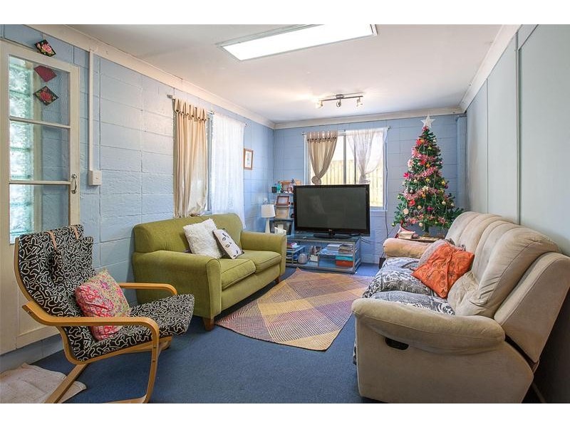 20 Ashbourne Terrace, Biggera Waters QLD 4216