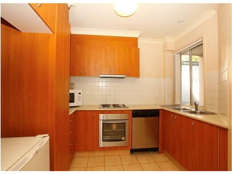 3/97-99 Eugaree Street, Southport QLD 4215