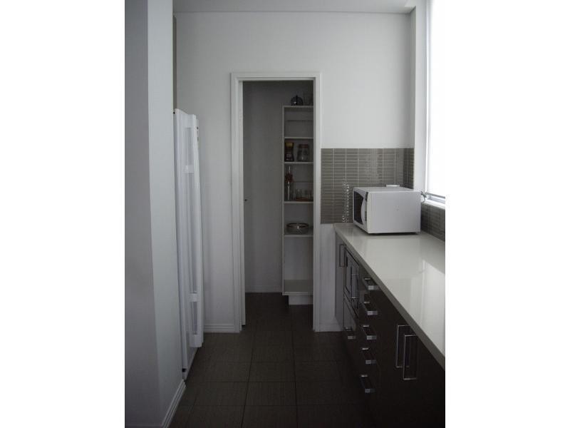 2802/4 Como Crescent, Southport QLD 4215