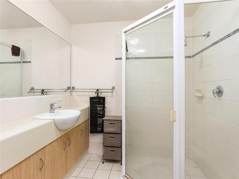 39/24 Slatyer Avenue, Bundall QLD 4217