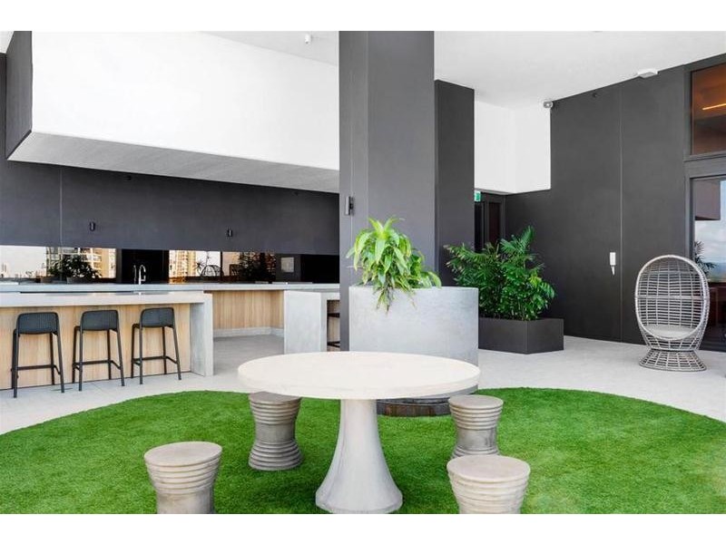 603/139 Scarborough Street, Southport QLD 4215