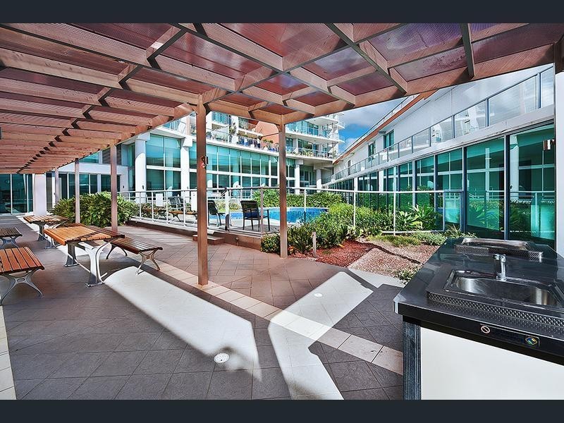 2103/1 Como Crescent, Southport QLD 4215