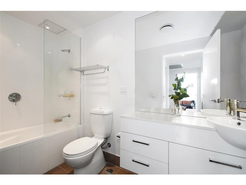 311/41 Harbour Town Drive, Biggera Waters QLD 4216