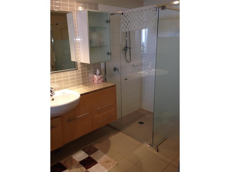 248/105 Scarborough Street, Southport QLD 4215