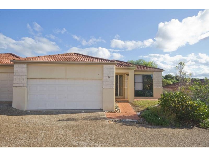 24/24 Amsonia Court, Arundel QLD 4214