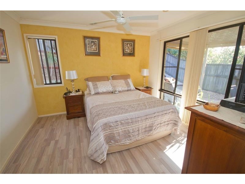 24/24 Amsonia Court, Arundel QLD 4214