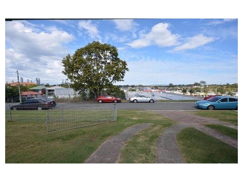 6 Gillian Lane, Southport QLD 4215