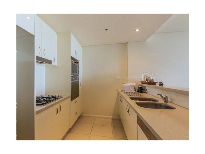 2408/1 Como Crescent, Southport QLD 4215