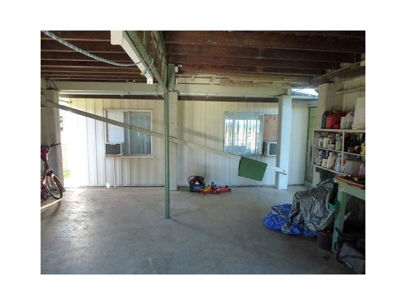 16 Wentworth Street, Bowen QLD 4805