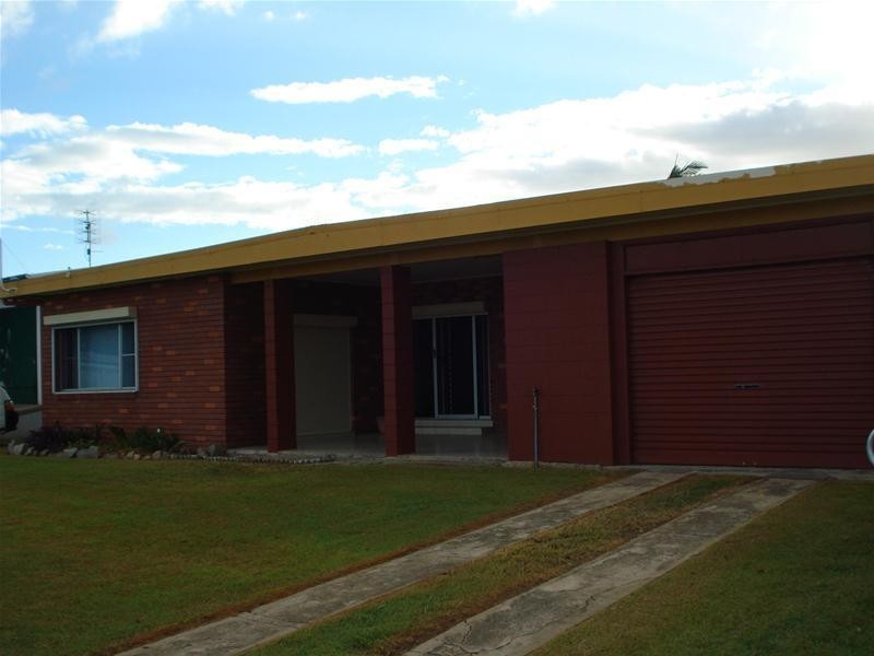 13 Bluewater Parade, Bowen QLD 4805