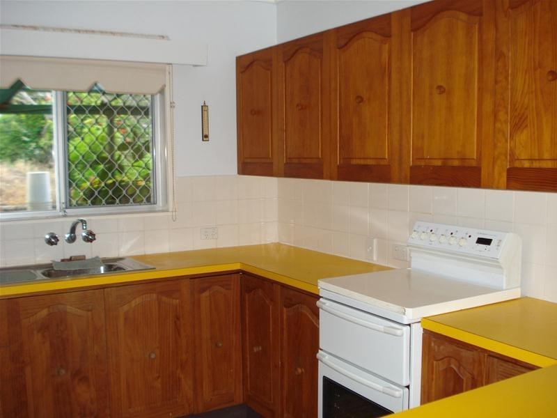 13 Bluewater Parade, Bowen QLD 4805