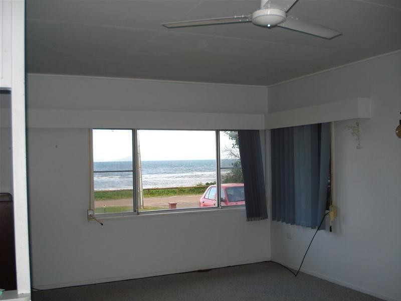 13 Bluewater Parade, Bowen QLD 4805