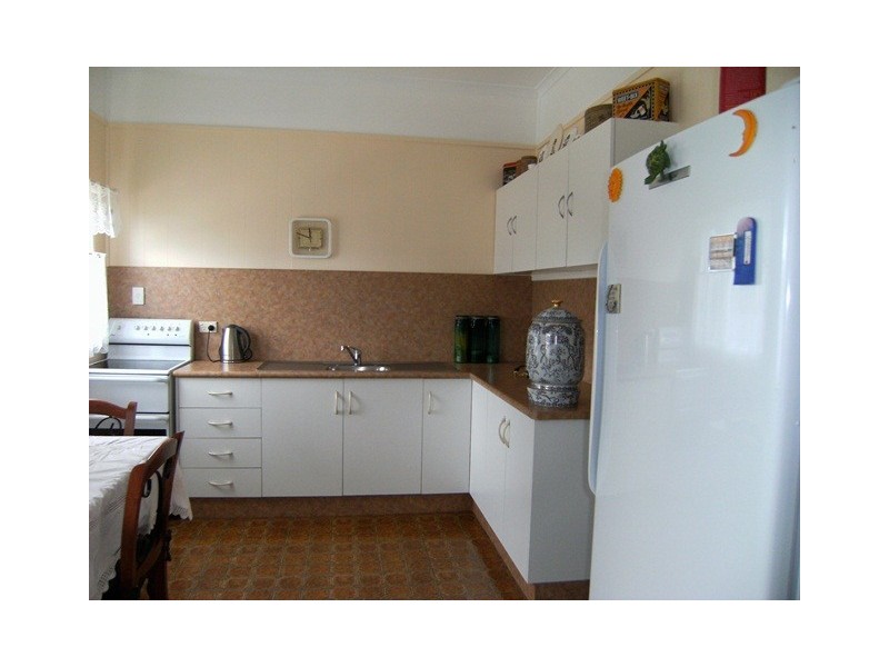 25 Leichhardt Street, Bowen QLD 4805