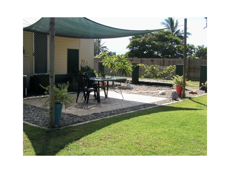 25 Leichhardt Street, Bowen QLD 4805