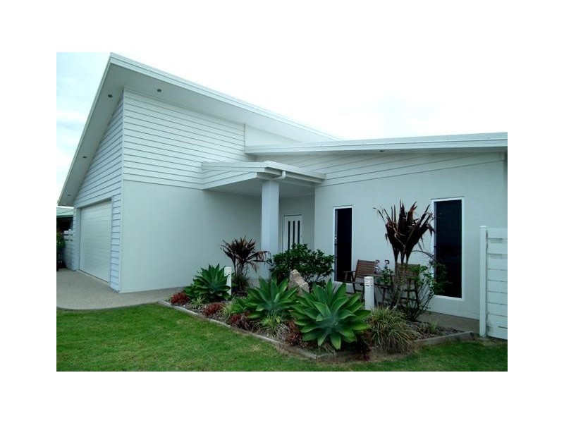 7 Cullen Close, Bowen QLD 4805