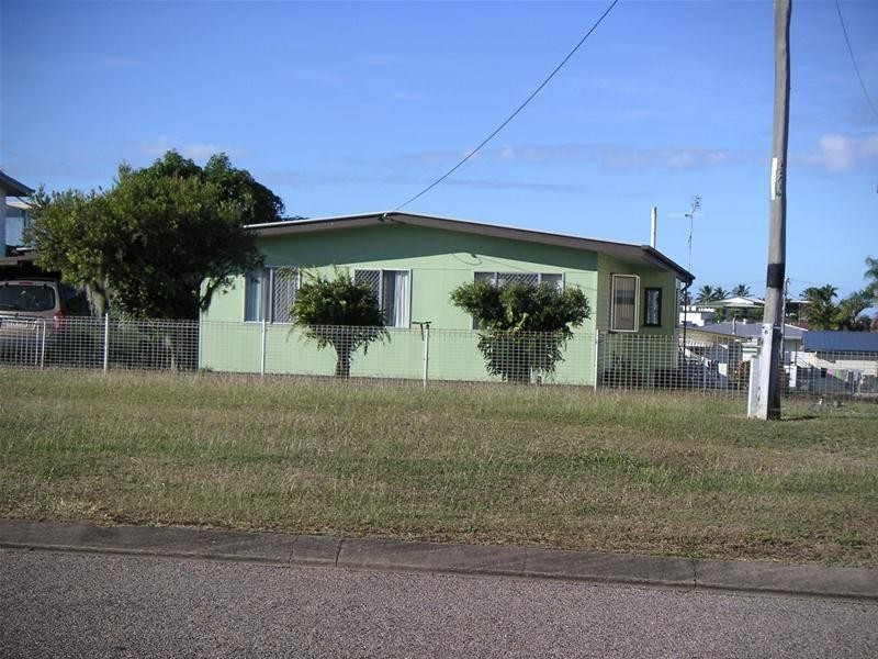 102 Gregory Street, Bowen QLD 4805