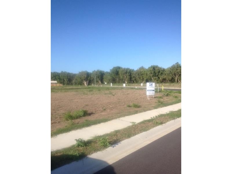 3 Wattle Crescent, Bowen QLD 4805