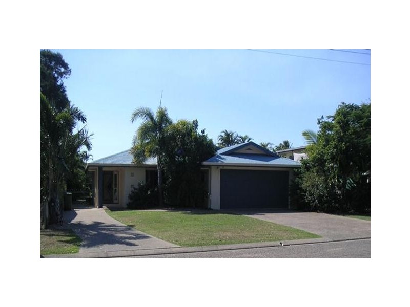 6 Verna Street, Bowen QLD 4805