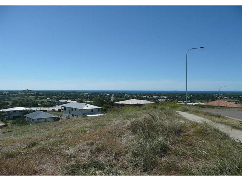 32 Tynwald Avenue, Bowen QLD 4805