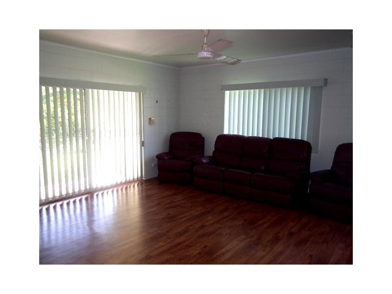 18099 Bruce Highway, Bowen QLD 4805
