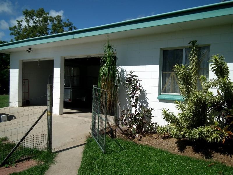 18099 Bruce Highway, Bowen QLD 4805