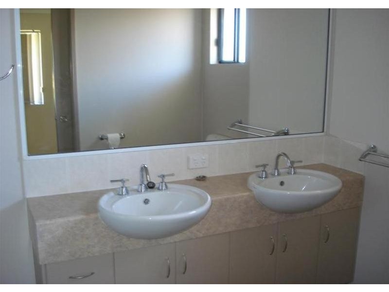 9 Kirkpatrick Court, Bowen QLD 4805