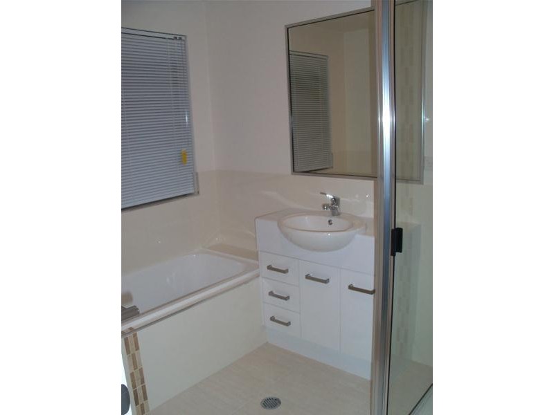 2 Pod Place, Bowen QLD 4805