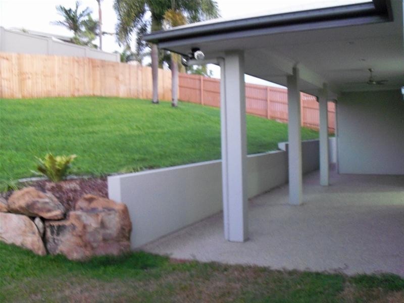 2 Pod Place, Bowen QLD 4805