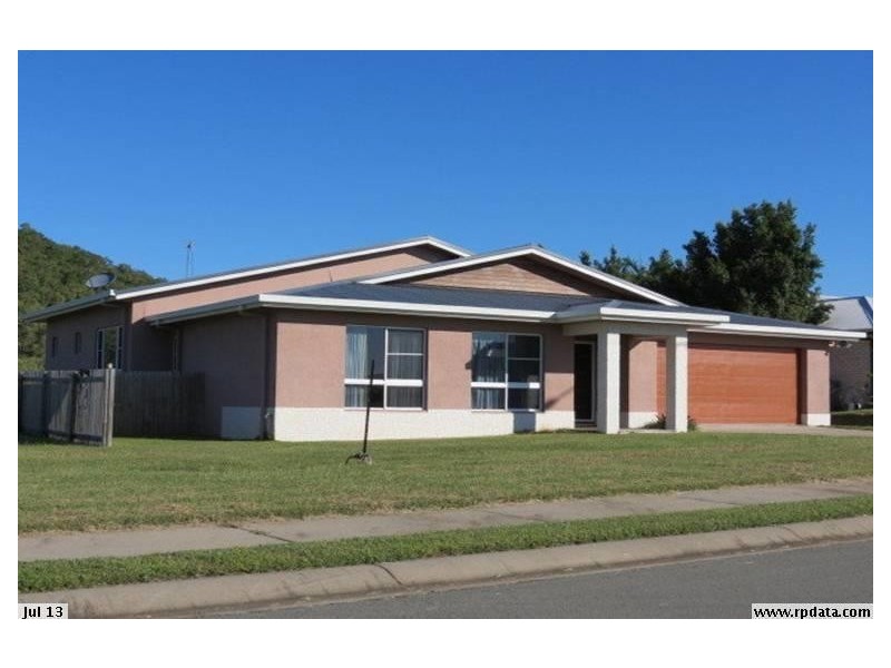 144 Ocean View Drive, Bowen QLD 4805