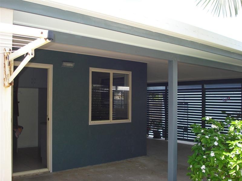 17 Bluewater Parade, Bowen QLD 4805