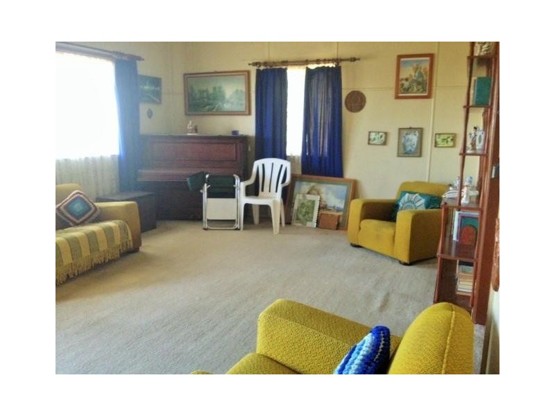 74 Kennedy Street, Bowen QLD 4805