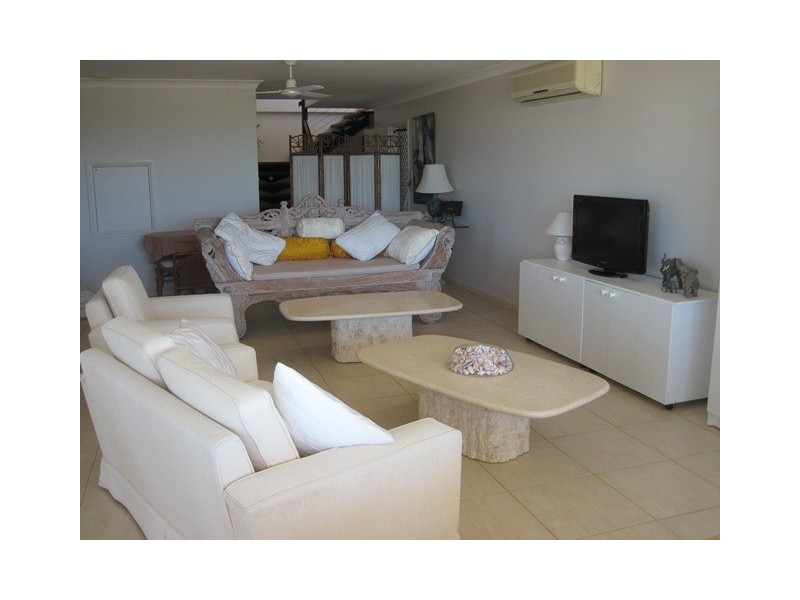 15 Bluewater Parade, Bowen QLD 4805