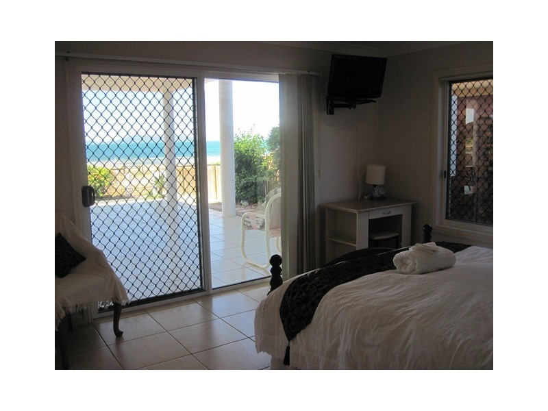 15 Bluewater Parade, Bowen QLD 4805