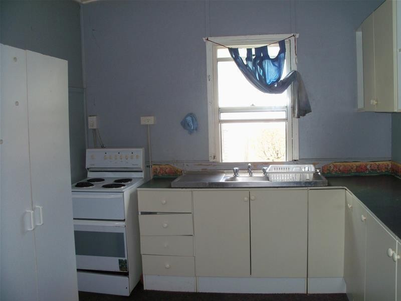 11 Aberdeen Street, Collinsville QLD 4804