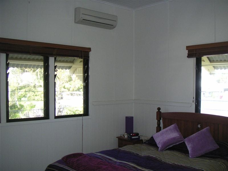 4 Johnston Street, Bowen QLD 4805