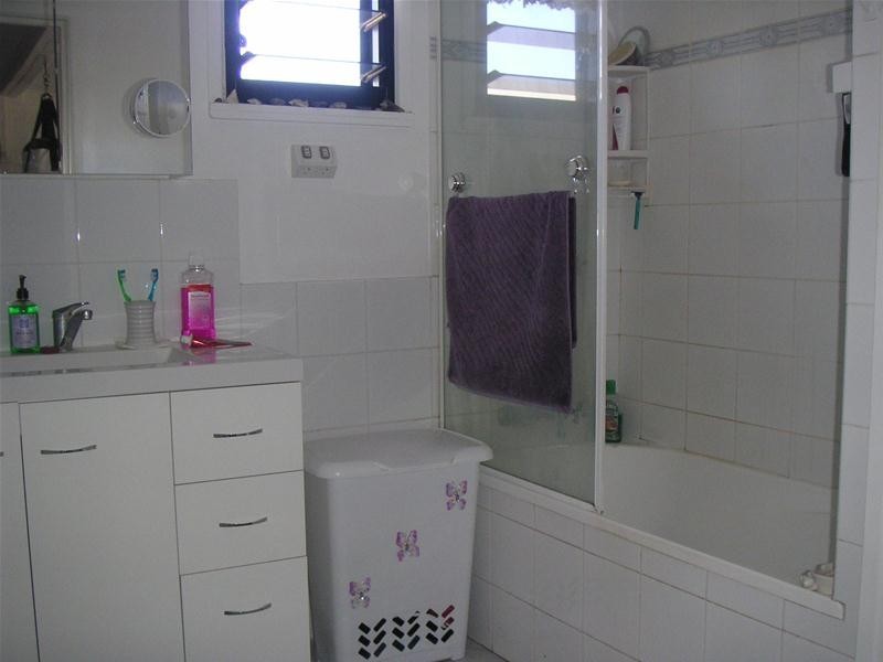 4 Johnston Street, Bowen QLD 4805