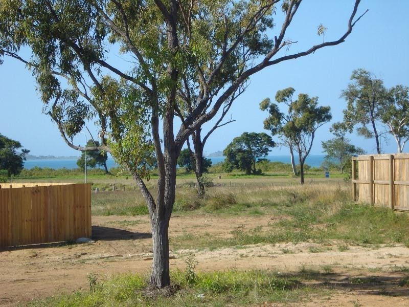 73 Marine Parade, Bowen QLD 4805