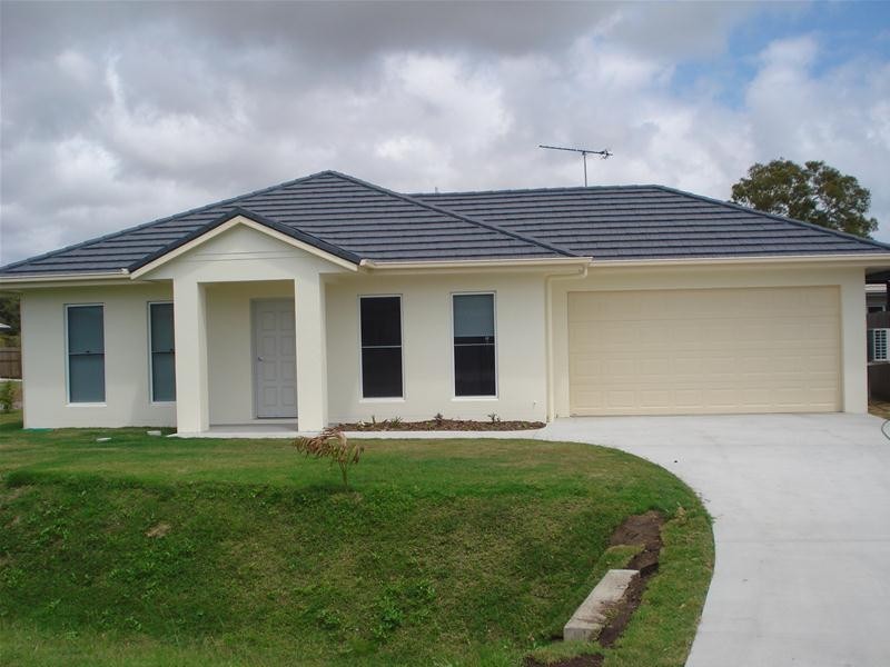 2 Fifth Close, Bowen QLD 4805